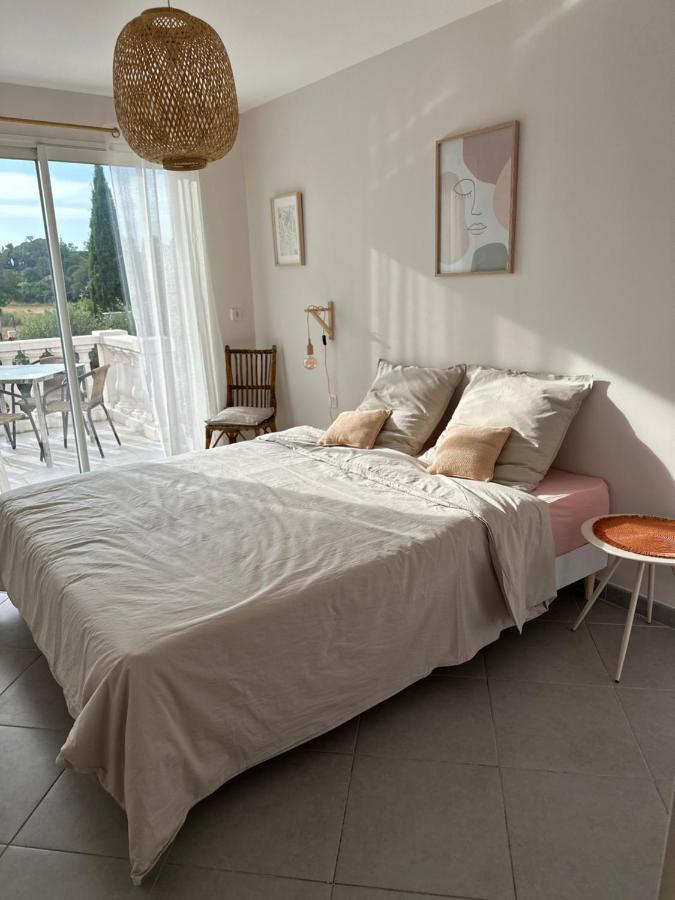 La Villa Du Rayol Saint Maximin Экстерьер фото